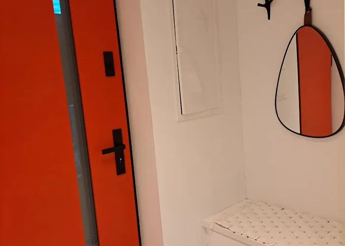 The Red Door Вилла Radola